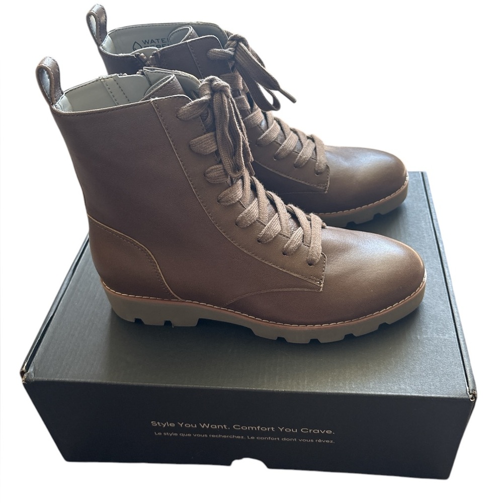 Vionic Chocolate Lace-Up Combat Boots